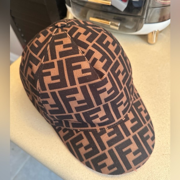 FENDI
Brown Zucca FF Baseball Hat - Picture 1 of 11